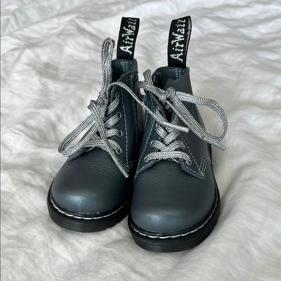 Toddler Dr. Martens Pascal Metallic Virginia Doc Martens Size 6 - Picture 5 of 11